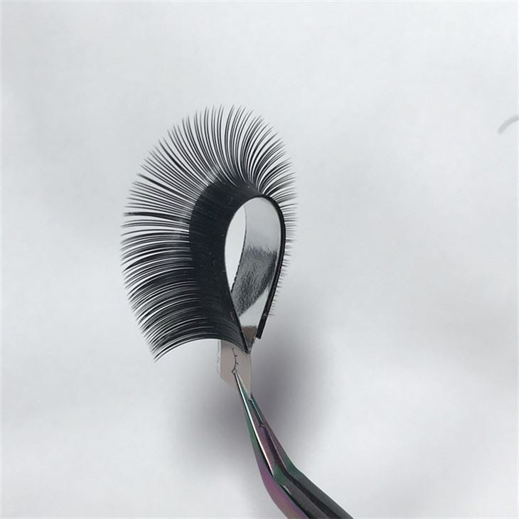Classic Flat Eyelash Extensions